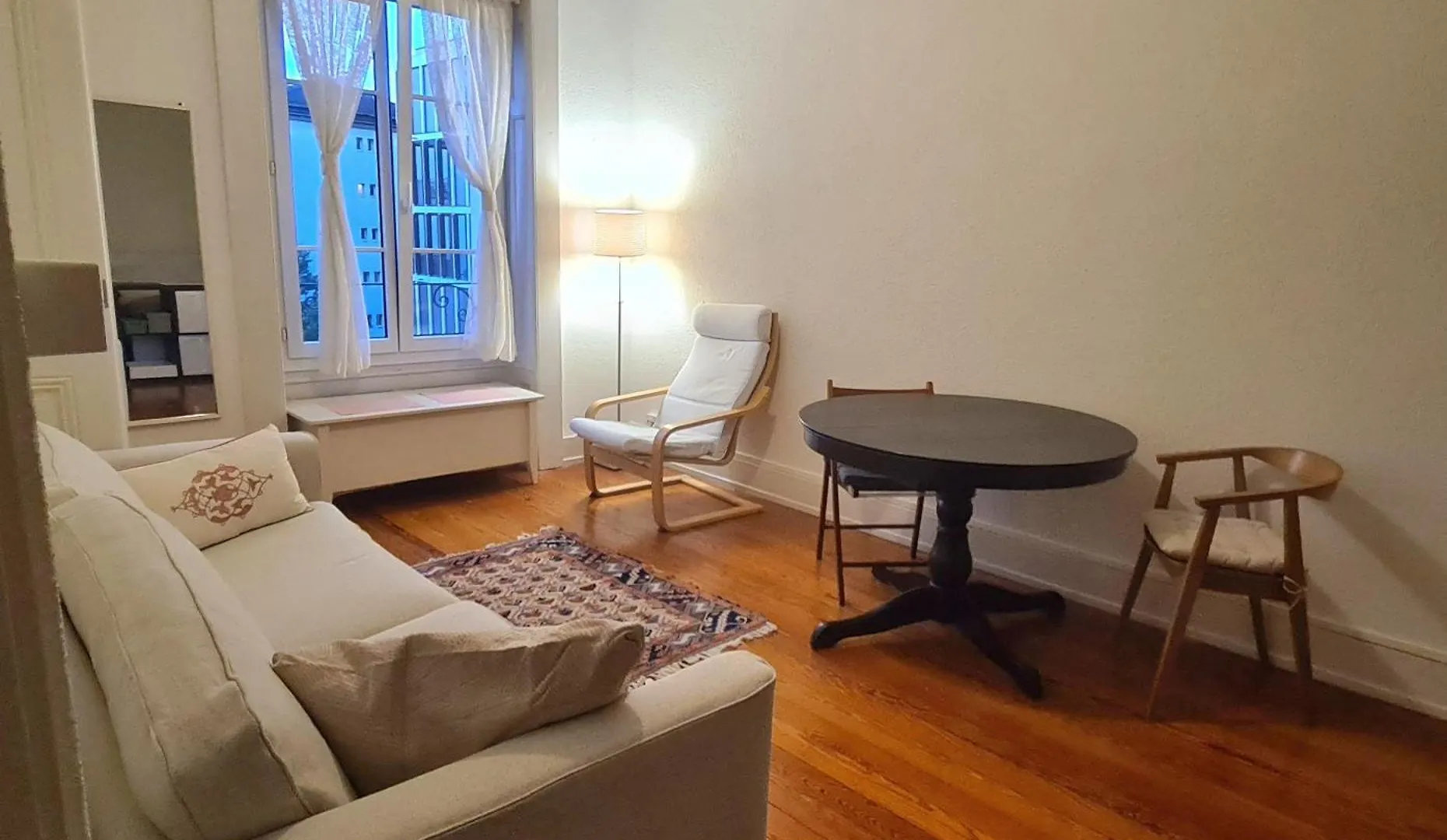 Studio In Geneva Center - Plainpalais 0*,  Švýcarsko